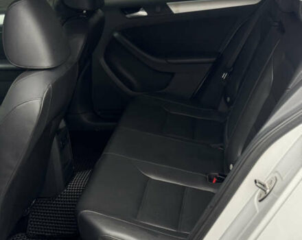 Серый Фольксваген Джетта, объемом двигателя 1.8 л и пробегом 243 тыс. км за 7999 $, фото 13 на Automoto.ua