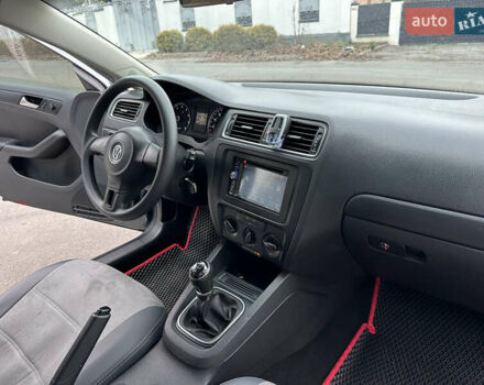 Серый Фольксваген Джетта, объемом двигателя 1.8 л и пробегом 228 тыс. км за 6999 $, фото 36 на Automoto.ua