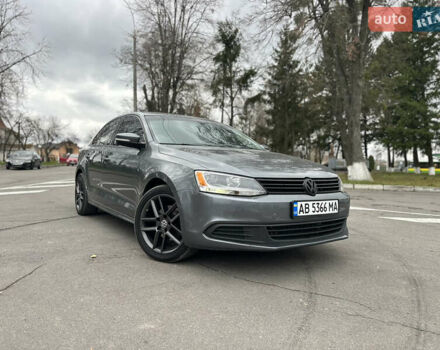 Серый Фольксваген Джетта, объемом двигателя 1.8 л и пробегом 228 тыс. км за 6999 $, фото 2 на Automoto.ua