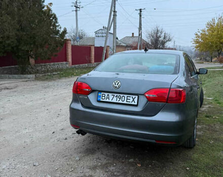 Серый Фольксваген Джетта, объемом двигателя 1.8 л и пробегом 197 тыс. км за 8000 $, фото 2 на Automoto.ua