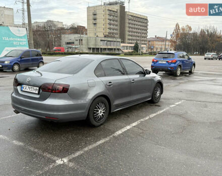 Серый Фольксваген Джетта, объемом двигателя 2 л и пробегом 107 тыс. км за 7500 $, фото 2 на Automoto.ua