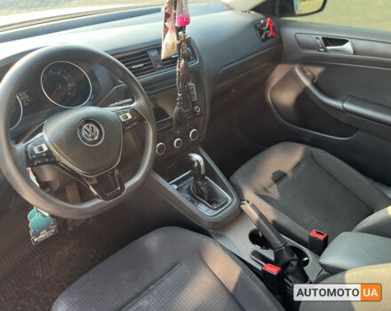 Серый Фольксваген Джетта, объемом двигателя 2 л и пробегом 160 тыс. км за 10800 $, фото 7 на Automoto.ua