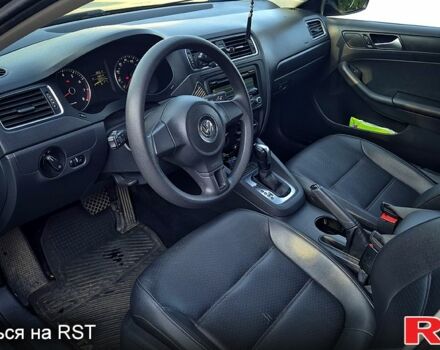 Серый Фольксваген Джетта, объемом двигателя 1.8 л и пробегом 162 тыс. км за 9000 $, фото 7 на Automoto.ua