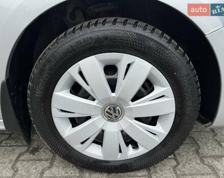 Сірий Фольксваген Джетта, об'ємом двигуна 1.97 л та пробігом 127 тис. км за 11800 $, фото 35 на Automoto.ua