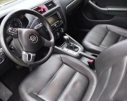 Сірий Фольксваген Джетта, об'ємом двигуна 1.97 л та пробігом 118 тис. км за 11000 $, фото 6 на Automoto.ua