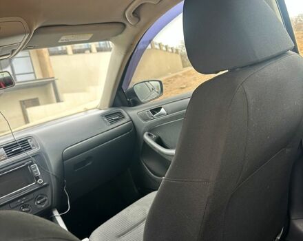 Серый Фольксваген Джетта, объемом двигателя 2 л и пробегом 240 тыс. км за 8700 $, фото 7 на Automoto.ua