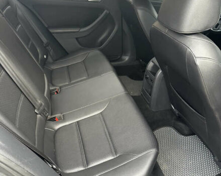 Сірий Фольксваген Джетта, об'ємом двигуна 1.8 л та пробігом 186 тис. км за 8600 $, фото 11 на Automoto.ua