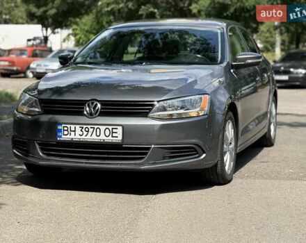 Серый Фольксваген Джетта, объемом двигателя 1.8 л и пробегом 150 тыс. км за 9500 $, фото 2 на Automoto.ua
