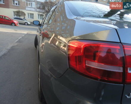 Серый Фольксваген Джетта, объемом двигателя 1.8 л и пробегом 127 тыс. км за 12100 $, фото 11 на Automoto.ua