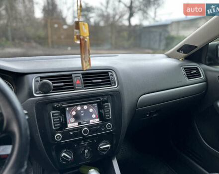 Серый Фольксваген Джетта, объемом двигателя 1.97 л и пробегом 260 тыс. км за 11000 $, фото 29 на Automoto.ua