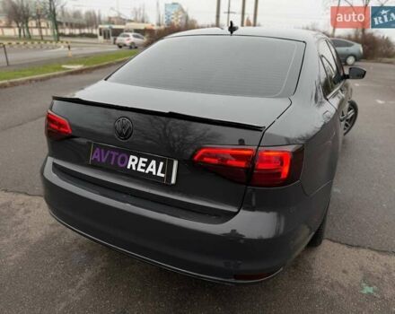 Сірий Фольксваген Джетта, об'ємом двигуна 1.8 л та пробігом 178 тис. км за 11000 $, фото 25 на Automoto.ua