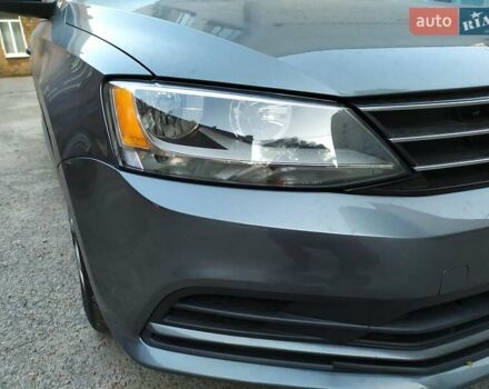 Серый Фольксваген Джетта, объемом двигателя 1.8 л и пробегом 127 тыс. км за 12100 $, фото 2 на Automoto.ua