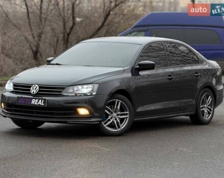 Сірий Фольксваген Джетта, об'ємом двигуна 1.8 л та пробігом 178 тис. км за 11000 $, фото 1 на Automoto.ua