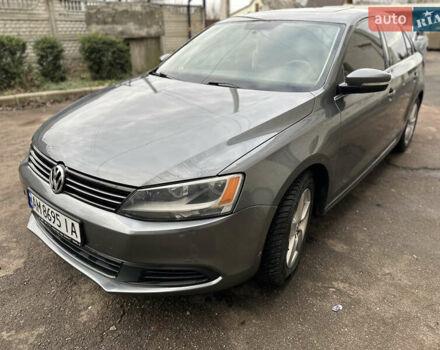 Серый Фольксваген Джетта, объемом двигателя 1.97 л и пробегом 260 тыс. км за 11000 $, фото 1 на Automoto.ua
