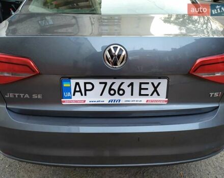 Серый Фольксваген Джетта, объемом двигателя 1.8 л и пробегом 127 тыс. км за 12100 $, фото 7 на Automoto.ua