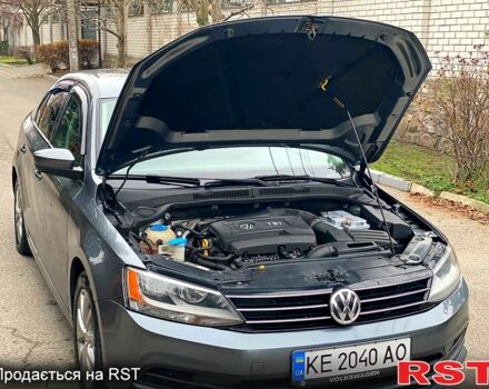 Серый Фольксваген Джетта, объемом двигателя 1.8 л и пробегом 119 тыс. км за 10000 $, фото 8 на Automoto.ua