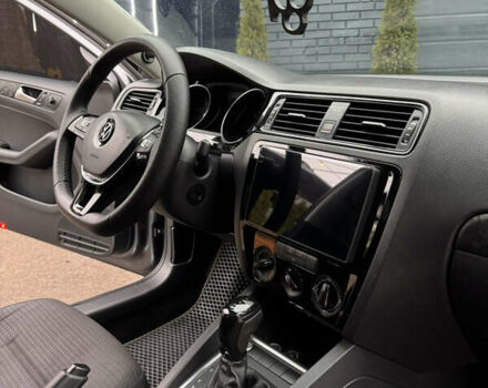 Серый Фольксваген Джетта, объемом двигателя 1.98 л и пробегом 188 тыс. км за 11500 $, фото 24 на Automoto.ua