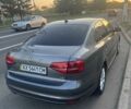 Серый Фольксваген Джетта, объемом двигателя 1.8 л и пробегом 224 тыс. км за 8000 $, фото 1 на Automoto.ua
