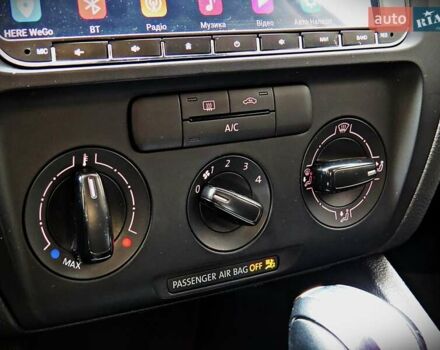 Серый Фольксваген Джетта, объемом двигателя 1.98 л и пробегом 174 тыс. км за 8900 $, фото 9 на Automoto.ua