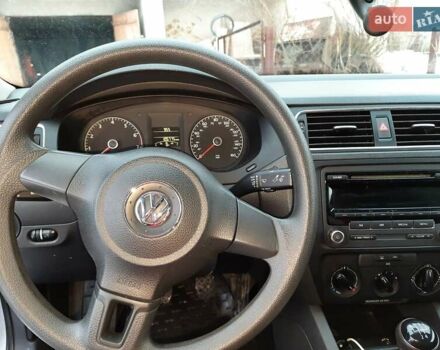 Серый Фольксваген Джетта, объемом двигателя 2 л и пробегом 169 тыс. км за 9500 $, фото 8 на Automoto.ua