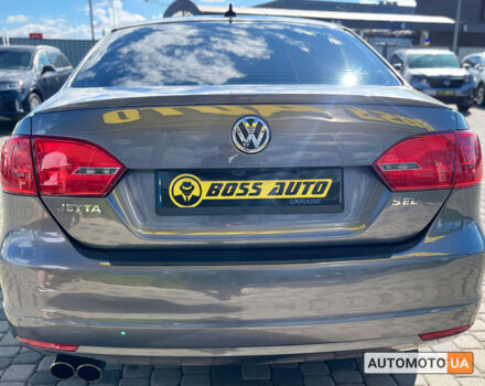 Серый Фольксваген Джетта, объемом двигателя 1.8 л и пробегом 261 тыс. км за 10300 $, фото 5 на Automoto.ua