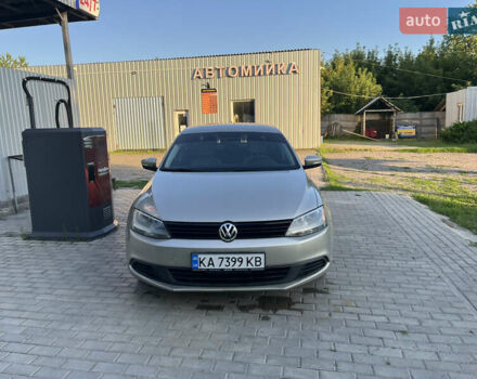 Серый Фольксваген Джетта, объемом двигателя 1.8 л и пробегом 185 тыс. км за 8500 $, фото 12 на Automoto.ua