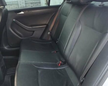 Серый Фольксваген Джетта, объемом двигателя 1.4 л и пробегом 280 тыс. км за 8600 $, фото 5 на Automoto.ua