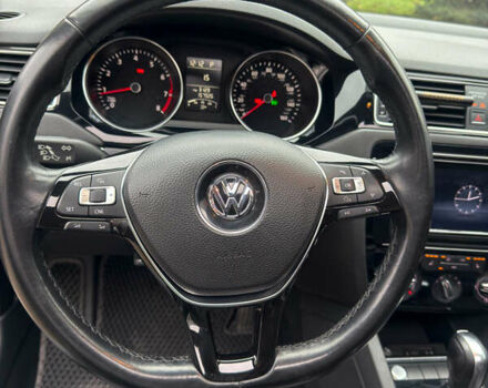 Серый Фольксваген Джетта, объемом двигателя 1.8 л и пробегом 157 тыс. км за 12500 $, фото 24 на Automoto.ua