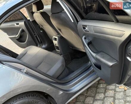 Серый Фольксваген Джетта, объемом двигателя 1.4 л и пробегом 100 тыс. км за 9200 $, фото 109 на Automoto.ua