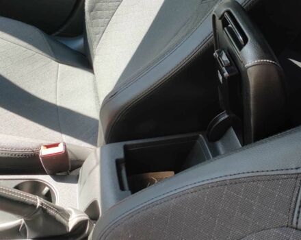 Серый Фольксваген Джетта, объемом двигателя 1.8 л и пробегом 220 тыс. км за 9000 $, фото 8 на Automoto.ua