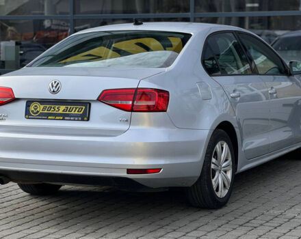 Серый Фольксваген Джетта, объемом двигателя 2 л и пробегом 190 тыс. км за 10500 $, фото 5 на Automoto.ua