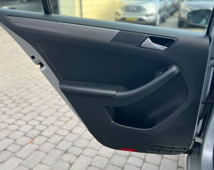 Серый Фольксваген Джетта, объемом двигателя 2 л и пробегом 190 тыс. км за 10500 $, фото 15 на Automoto.ua