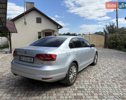Серый Фольксваген Джетта, объемом двигателя 1.8 л и пробегом 197 тыс. км за 10500 $, фото 5 на Automoto.ua
