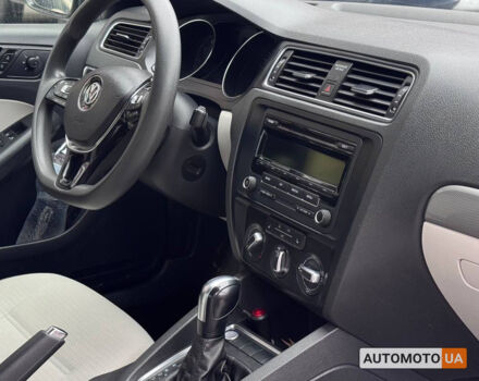 Серый Фольксваген Джетта, объемом двигателя 1.8 л и пробегом 145 тыс. км за 8900 $, фото 13 на Automoto.ua