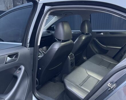 Серый Фольксваген Джетта, объемом двигателя 2 л и пробегом 167 тыс. км за 13300 $, фото 8 на Automoto.ua