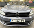 Серый Фольксваген Джетта, объемом двигателя 1.8 л и пробегом 123 тыс. км за 10000 $, фото 1 на Automoto.ua