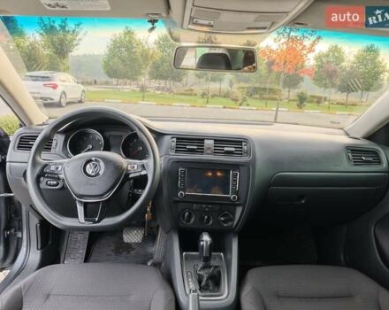 Серый Фольксваген Джетта, объемом двигателя 1.98 л и пробегом 158 тыс. км за 9300 $, фото 10 на Automoto.ua