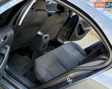 Серый Фольксваген Джетта, объемом двигателя 1.4 л и пробегом 100 тыс. км за 9200 $, фото 114 на Automoto.ua