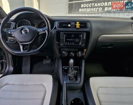 Сірий Фольксваген Джетта, об'ємом двигуна 1.8 л та пробігом 278 тис. км за 9999 $, фото 17 на Automoto.ua
