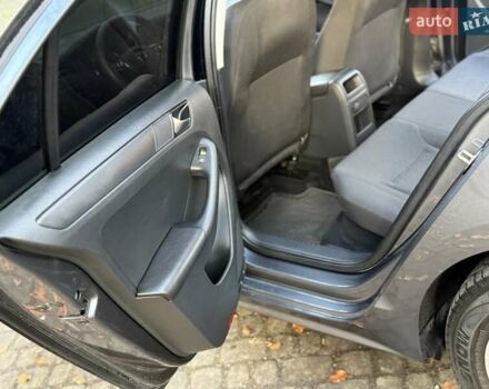 Серый Фольксваген Джетта, объемом двигателя 1.4 л и пробегом 100 тыс. км за 9200 $, фото 111 на Automoto.ua