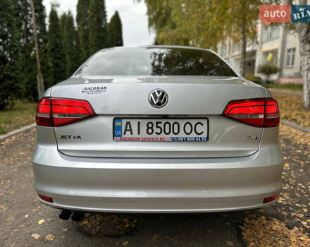 Сірий Фольксваген Джетта, об'ємом двигуна 2 л та пробігом 198 тис. км за 11500 $, фото 1 на Automoto.ua
