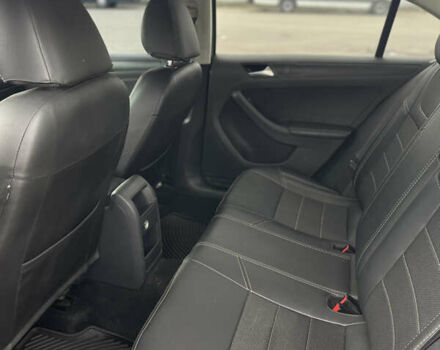 Сірий Фольксваген Джетта, об'ємом двигуна 1.4 л та пробігом 210 тис. км за 9500 $, фото 9 на Automoto.ua