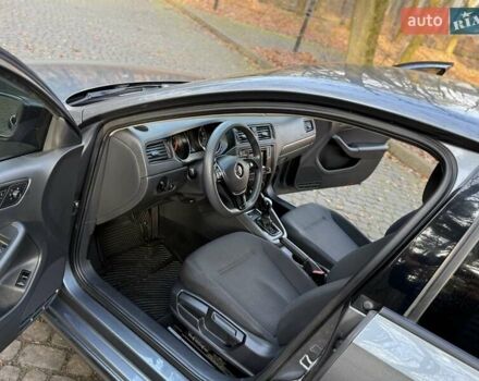 Серый Фольксваген Джетта, объемом двигателя 1.4 л и пробегом 100 тыс. км за 9200 $, фото 91 на Automoto.ua