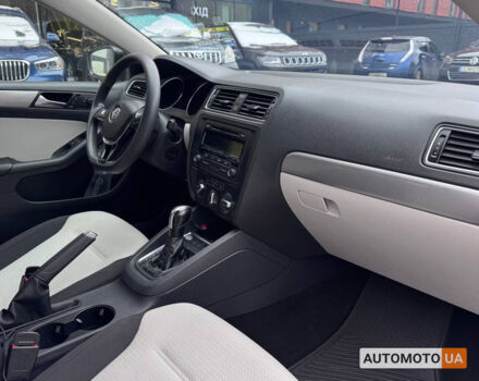 Серый Фольксваген Джетта, объемом двигателя 1.8 л и пробегом 145 тыс. км за 8900 $, фото 14 на Automoto.ua