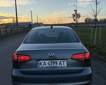 Сірий Фольксваген Джетта, об'ємом двигуна 2 л та пробігом 161 тис. км за 9800 $, фото 5 на Automoto.ua