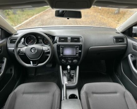 Серый Фольксваген Джетта, объемом двигателя 2 л и пробегом 199 тыс. км за 11500 $, фото 18 на Automoto.ua