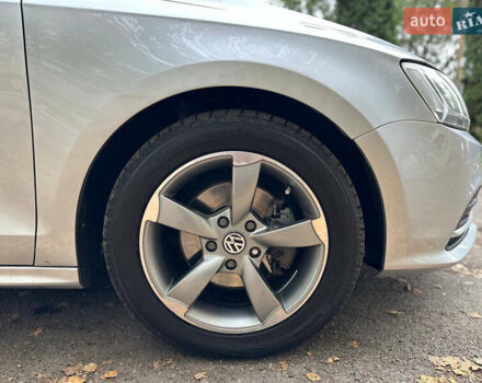 Сірий Фольксваген Джетта, об'ємом двигуна 2 л та пробігом 198 тис. км за 11500 $, фото 15 на Automoto.ua