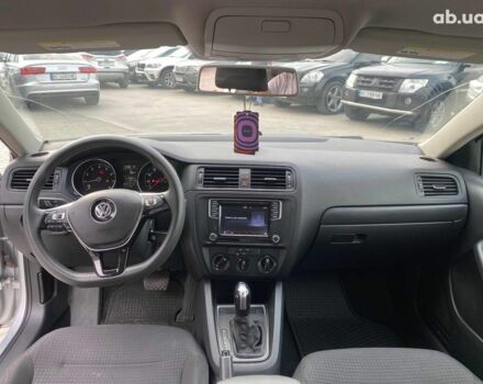 Серый Фольксваген Джетта, объемом двигателя 1.4 л и пробегом 74 тыс. км за 9590 $, фото 23 на Automoto.ua