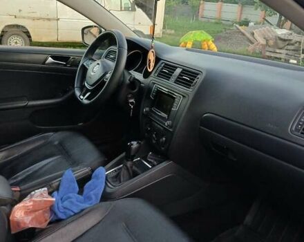 Серый Фольксваген Джетта, объемом двигателя 1.4 л и пробегом 280 тыс. км за 8600 $, фото 6 на Automoto.ua