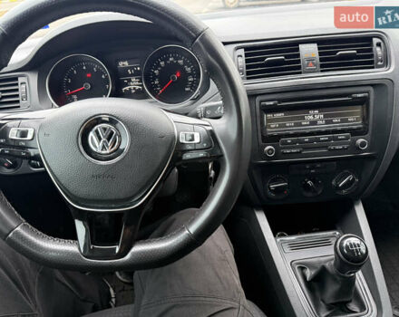 Серый Фольксваген Джетта, объемом двигателя 2 л и пробегом 187 тыс. км за 8500 $, фото 7 на Automoto.ua